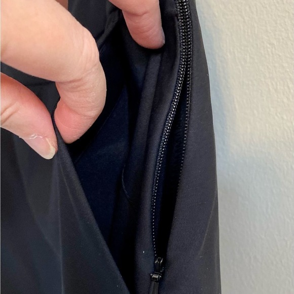 Nike Golf Women’s Black Golf Skort Skirt with Back Swoosh Size 4 Activewear - Picture 8 of 15